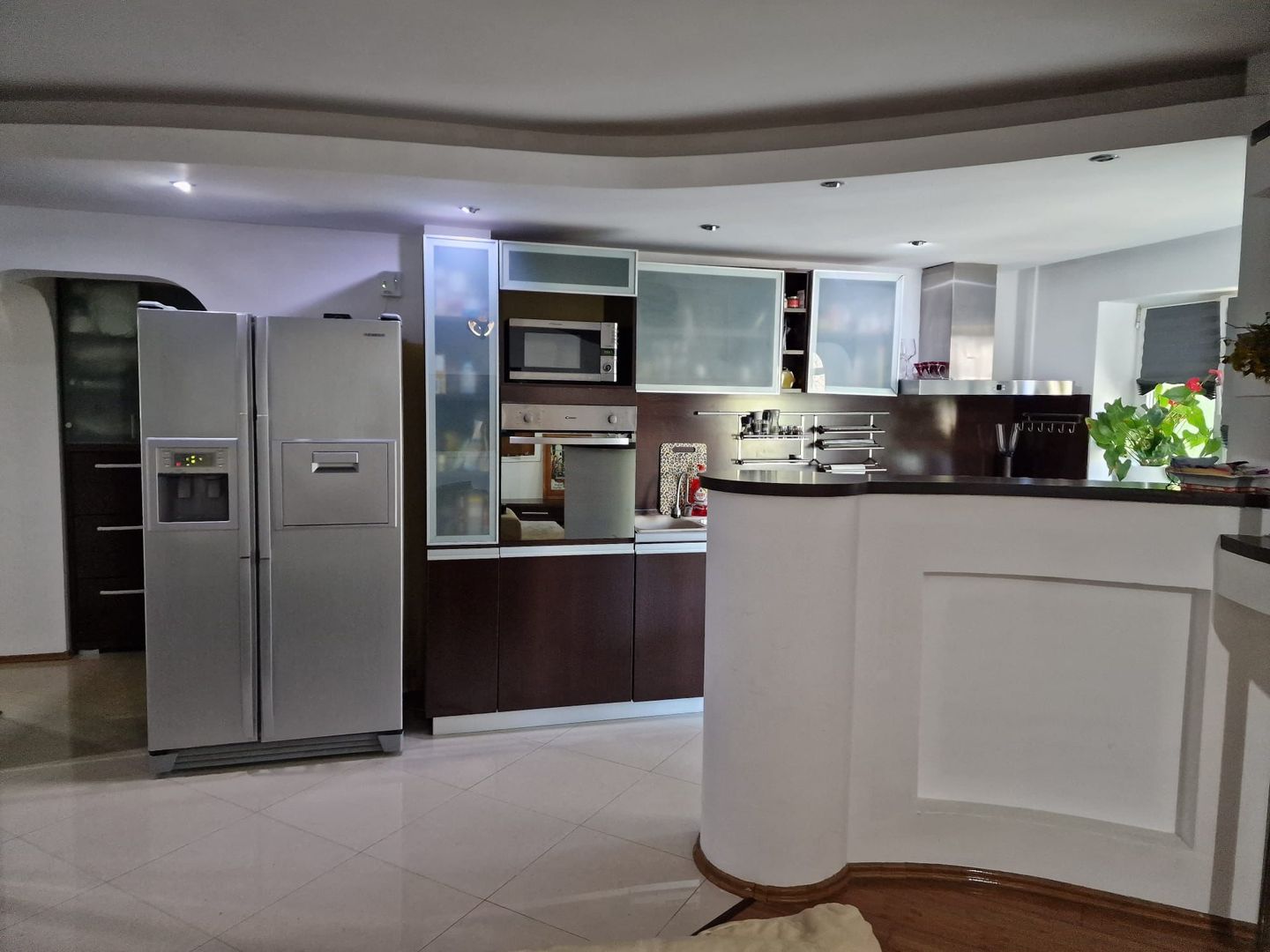 Apartament 3 camere mobilat, 82 mp, 2 bai, bloc 1988, Drumul Sarii - Poză 1