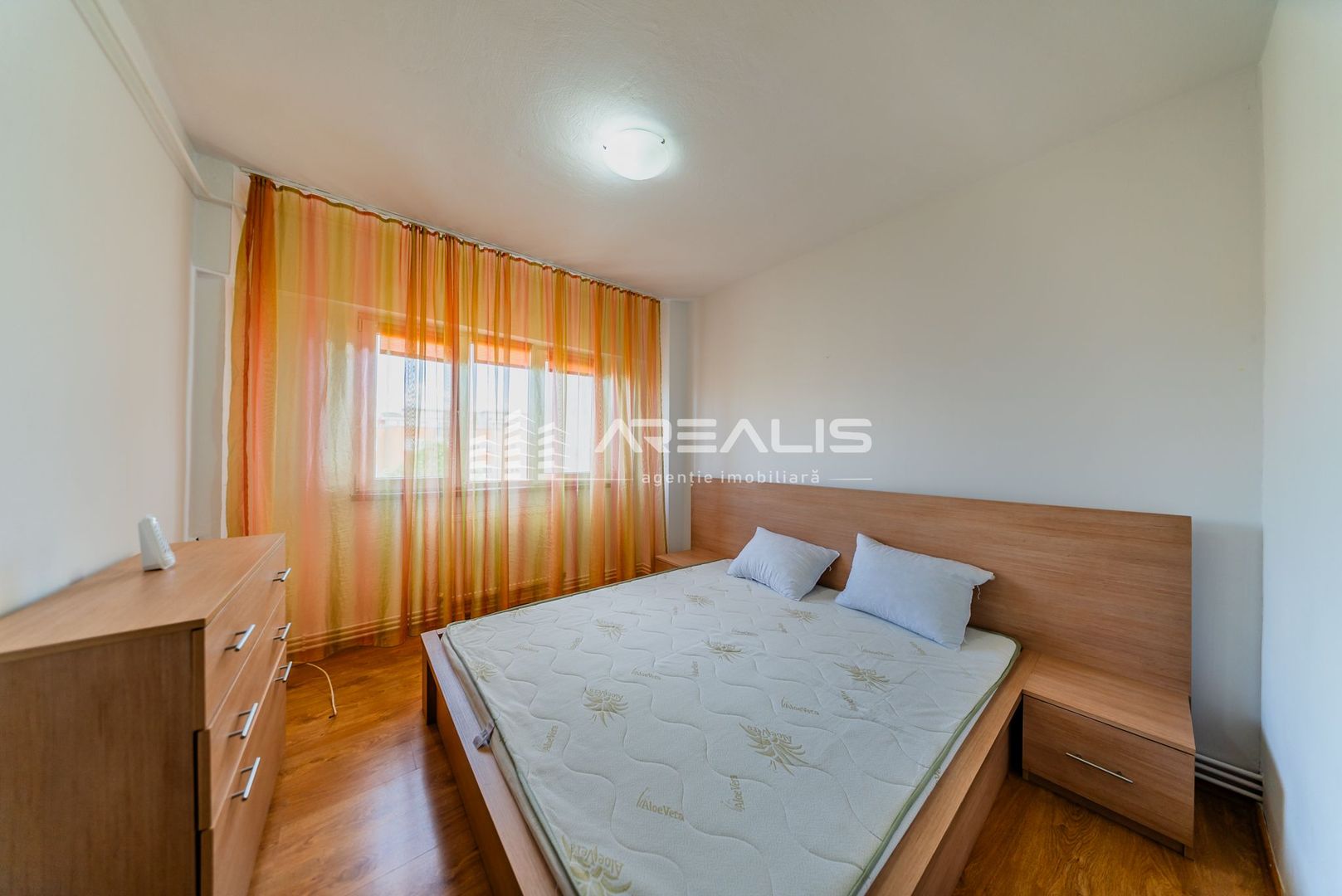 ÎNCHIRIAT!!! Închiriere apartament 3 camere –Micălaca - Poză 8