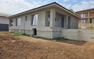 Casă Individuală, 600mp Teren, Zona Piață - Cetate - Poză 1