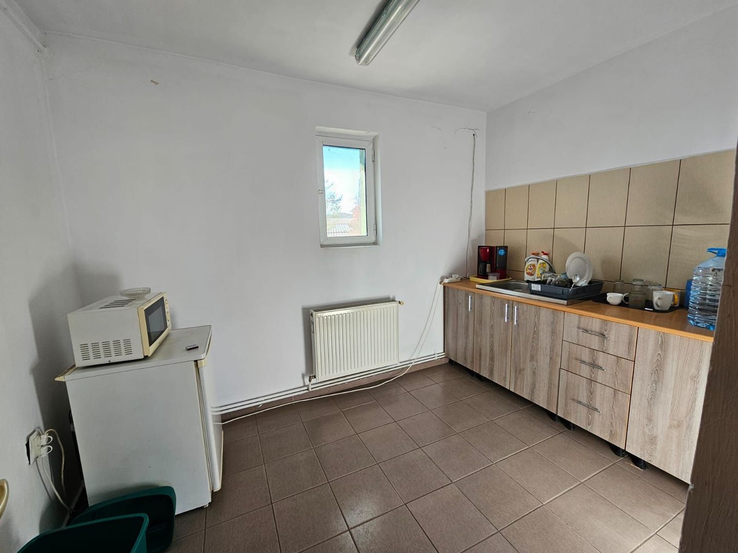 Inchiriere spatii birouri, curte pavata 800 mp, Bascov - Autostrada - Poză 9