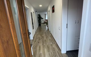 Casă de vânzare în localitatea Nazna - Poză 2