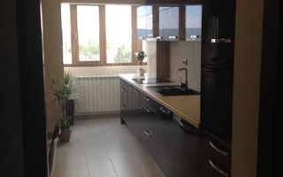 Vanzare Apartament 4 Camere Foarte Spatios Zona De Nord A Orasului - Poză 3