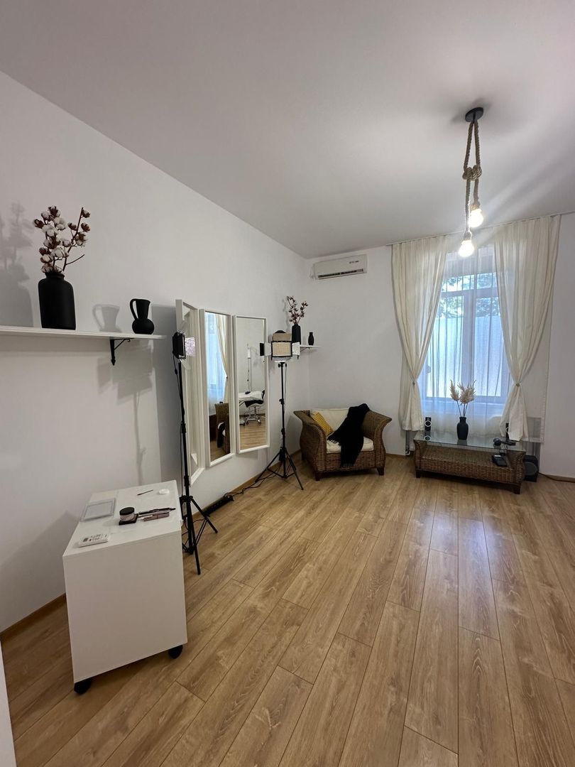 Imobil cu destinatii multiple- 6 apartamente - Poză 5