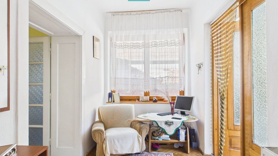 Casă cu 4 camere, curte și atelier mecanic - Sebeș - Poză 6