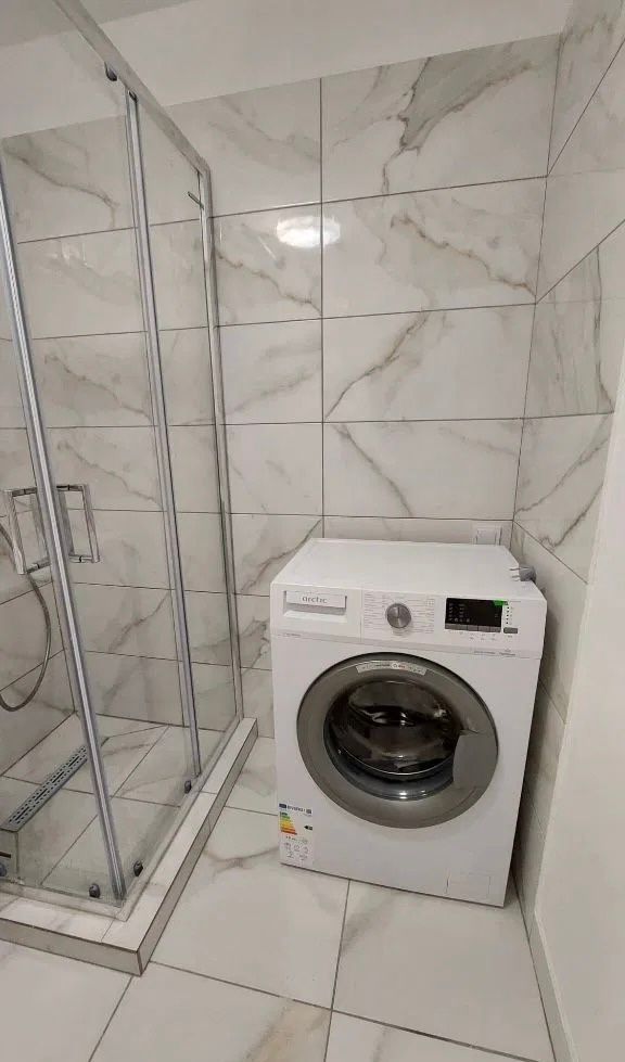 GARSONIERA DRUMUL TABEREI, BUCATARIE INCHISA, MODERN, METROU 10 MINUTE - Poză 12