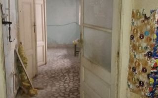 Ag BRASADAS vinde apt 3 cam PARTER ,curte comuna ,beci ,garaj - Poză 4