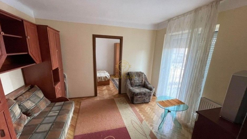 Inchiriez Apartament Centra Satu Mare/Etaj Intermediar/Loc de Parcare - Poză 2