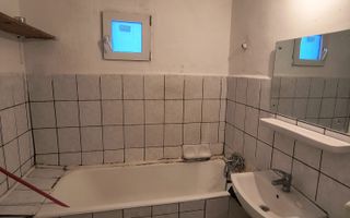Apartament 3 camere semidecomandat Berceni - Poză 7