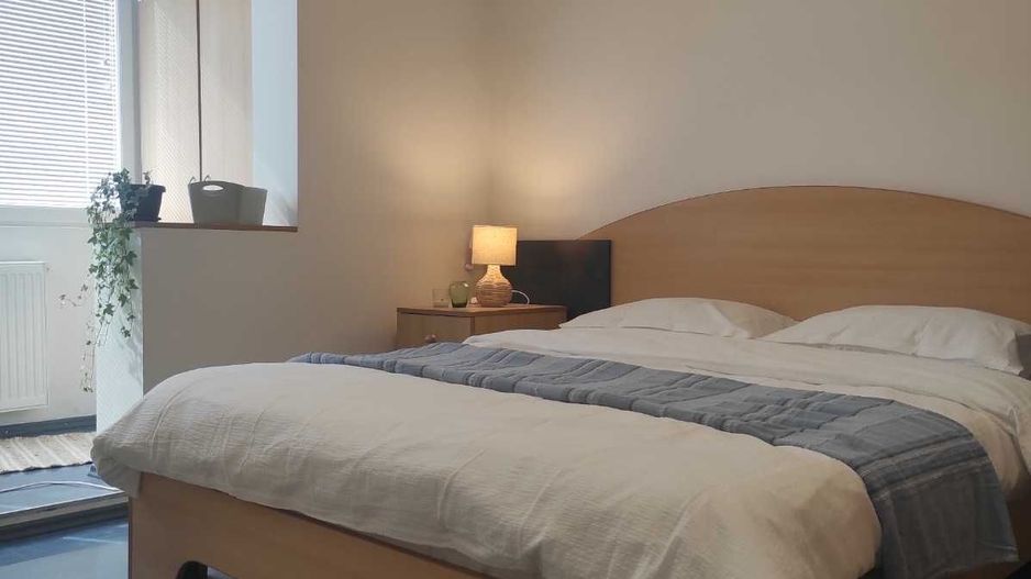 Apartament în chirie 3 camere- Aviației - Poză 1