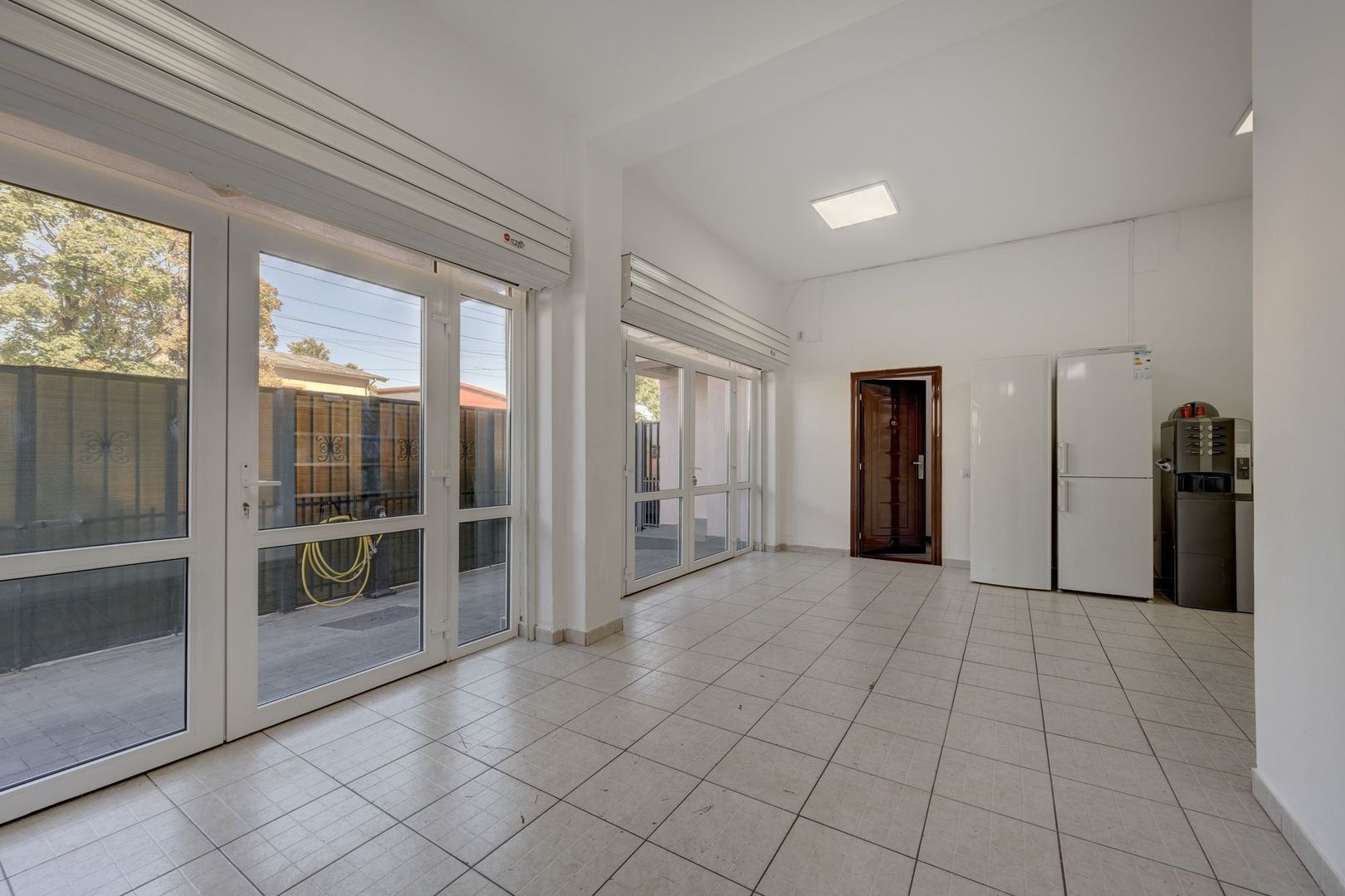 SI CASA SI AFACERE totul sub același acoperiș in Sector 5/Sălaj - LIDL - Poză 16