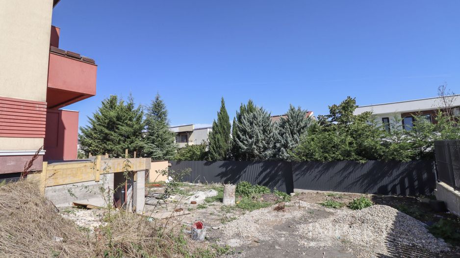 Duplex cu 8 camere in cartierul Buna-Ziua, teren 500 m2 ! - Poză 11