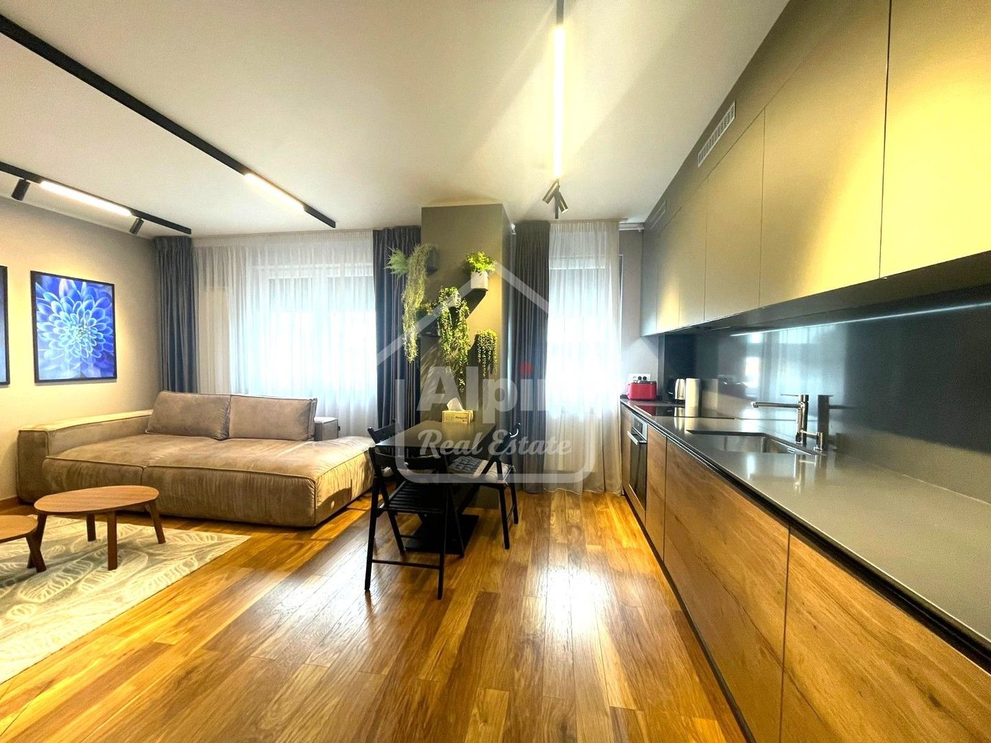 Apartament Finisaje Calitative I Tractorul Coresi - Poză 4