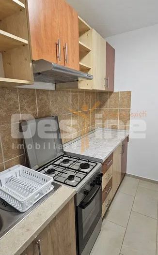 Apartament cu 2 camere, proaspat renovat,  situat  in  cartierul Astra - Poză 6