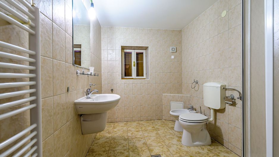 Oportunitate! Casă tip duplex de închiriat - Poză 7