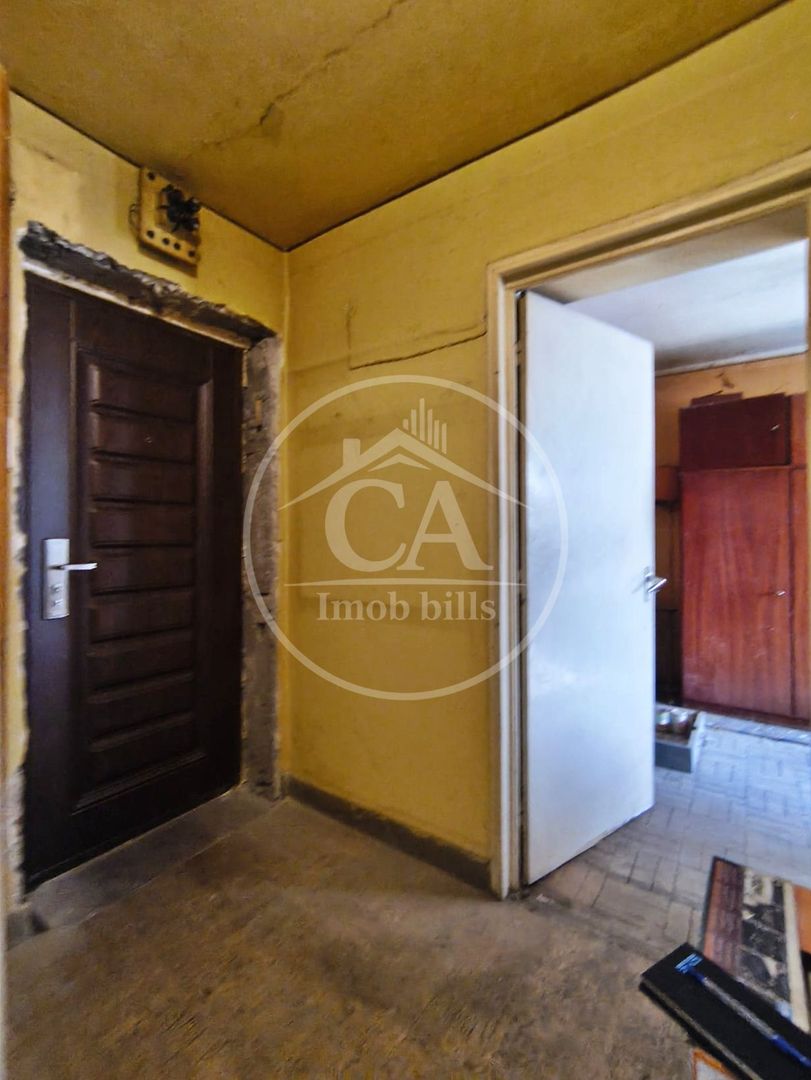 Apartament cu 3 camere de vanzare in Centru Civic, Oradea - Poză 9