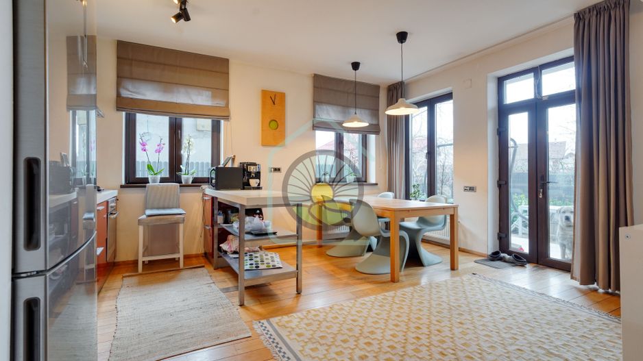 REZERVAT!!! CASA  HARMAN -COMISION 0 - Poză 8