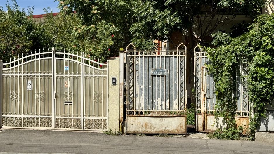 OPORTUNITATE RARA - imobil central, multifunctional, curte PROPRIE - Poză 40