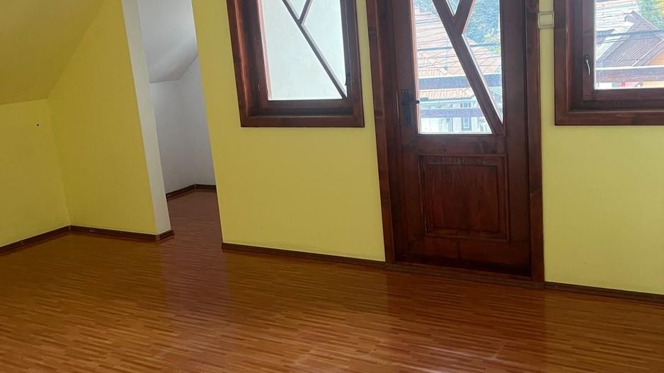 Casă complet renovată, pentru locuință sau pensiune turistică! - Poză 6