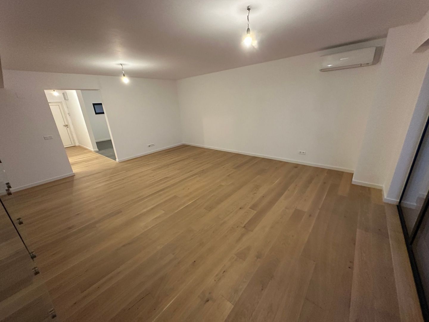 Apartament deosebit pe 2 etaje - Poză 11