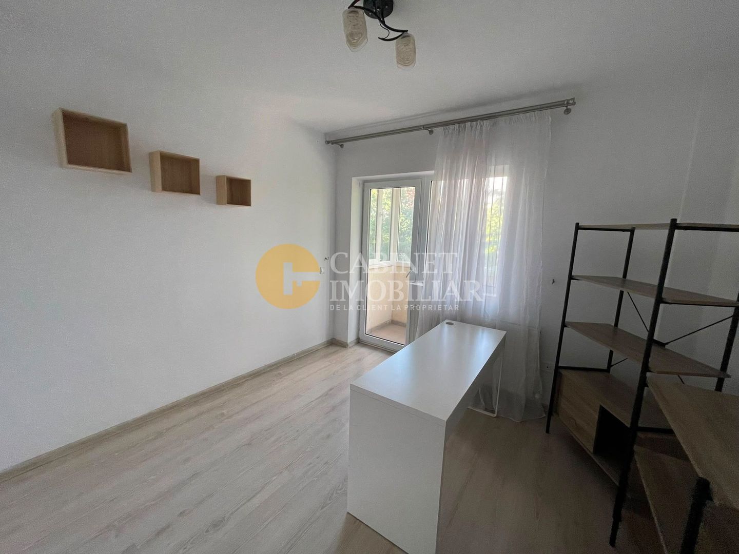3 CAMERE DECOMANDAT--ETAJ 1--MOBILAT+UTILAT - Poză 6