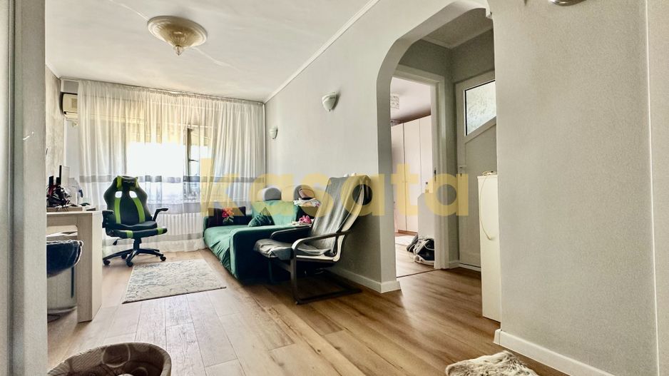 4 camerea Aviatiei - Poză 5