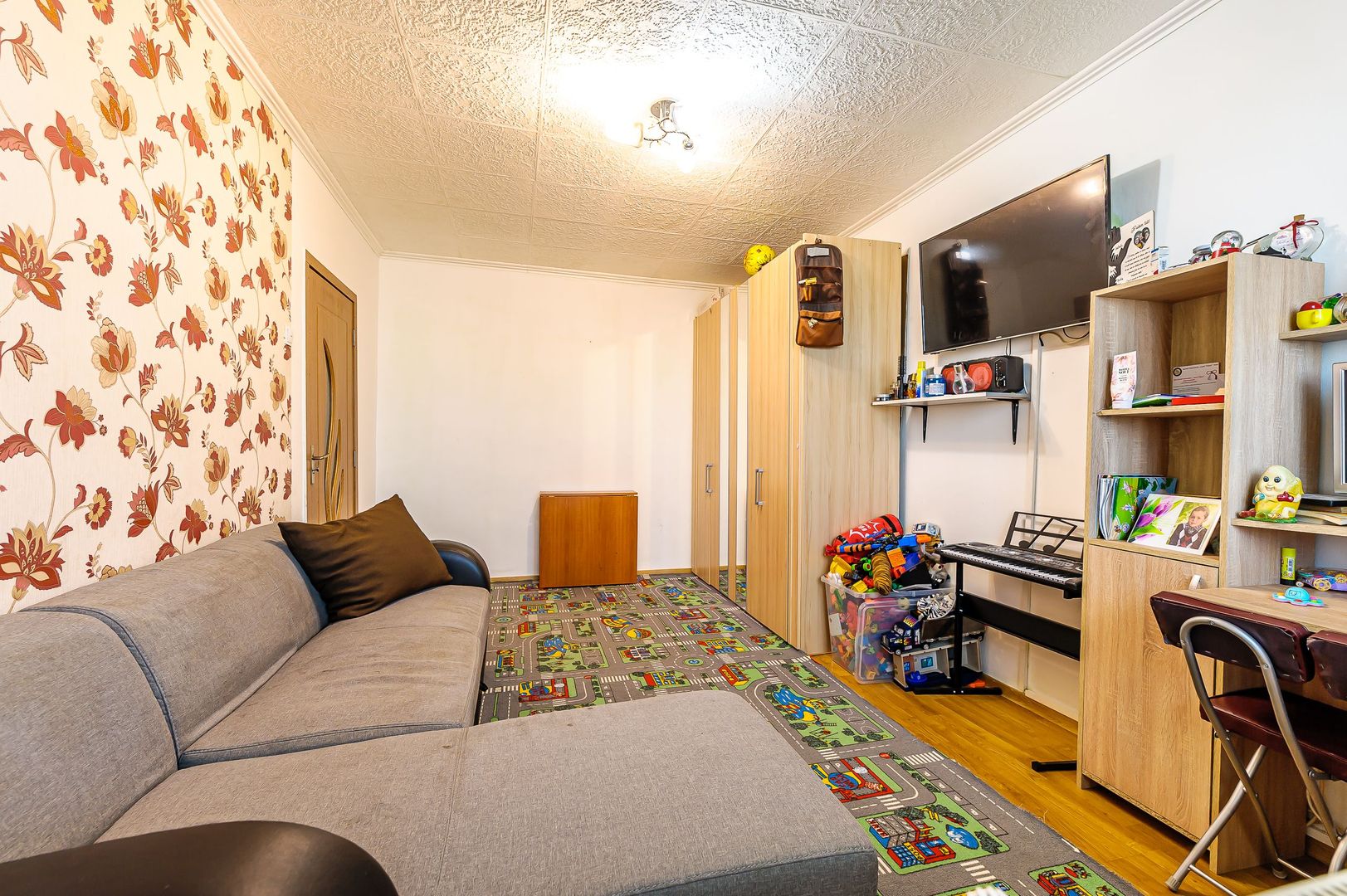 Apartament 3 camere, etaj intermediar,  Aurel Vlaicu. - Poză 2