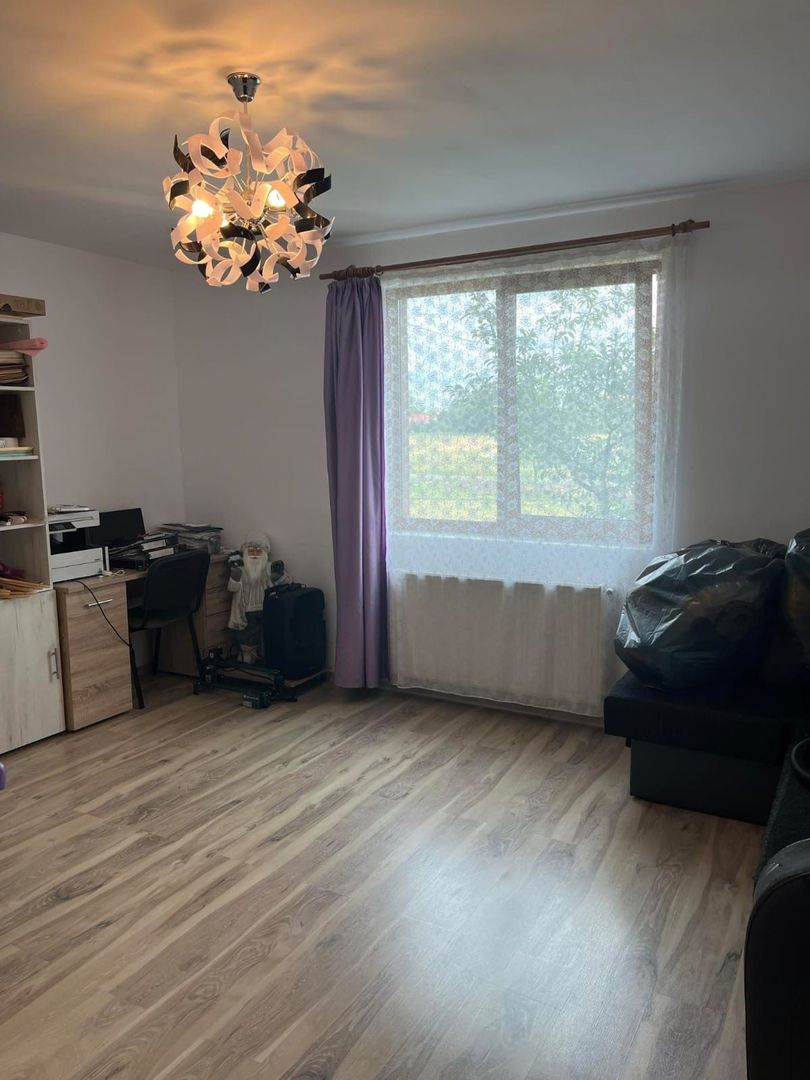 Casa Individuala Sandra,Parter,4 Camere,Curte Amenajata - Poză 12