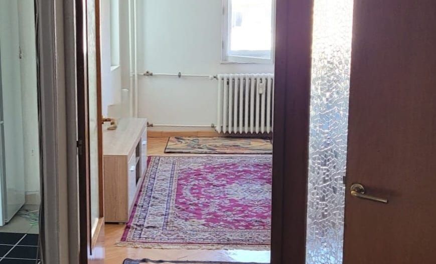 Apartament 2 camere, 2 balcoane, etaj 6, mobilat clasic, bulevardul Unirii - Poză 1