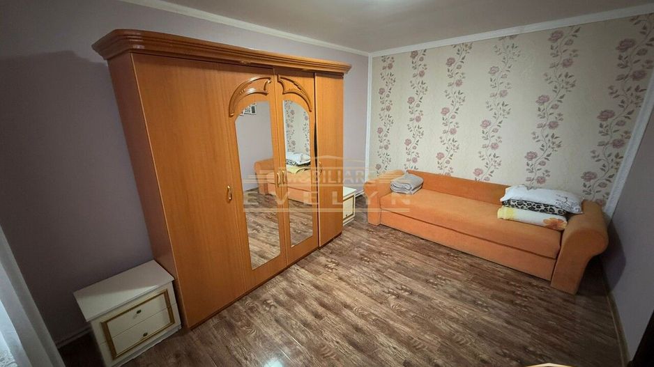 Casa de vanzare + teren, zona Rompetrol, pret 145000 euro - Poză 6