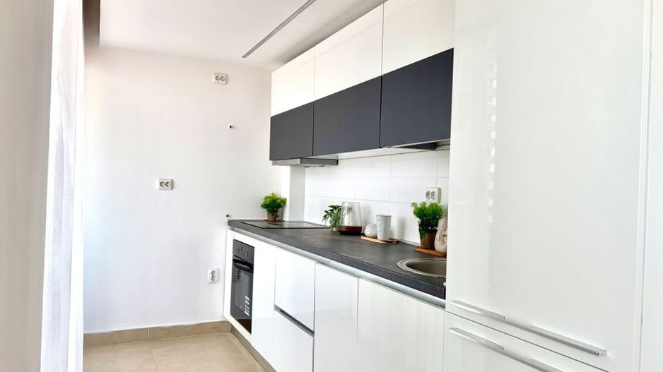 Penthouse pe 2 niveluri l 160 mp utili l terase 75 mp l parcare l B. Z - Poză 2