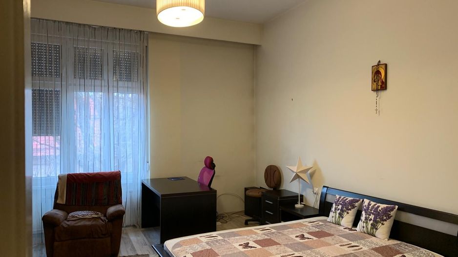 Casa versatila   P+E+M in zona  isorica Sinaia - Poză 6