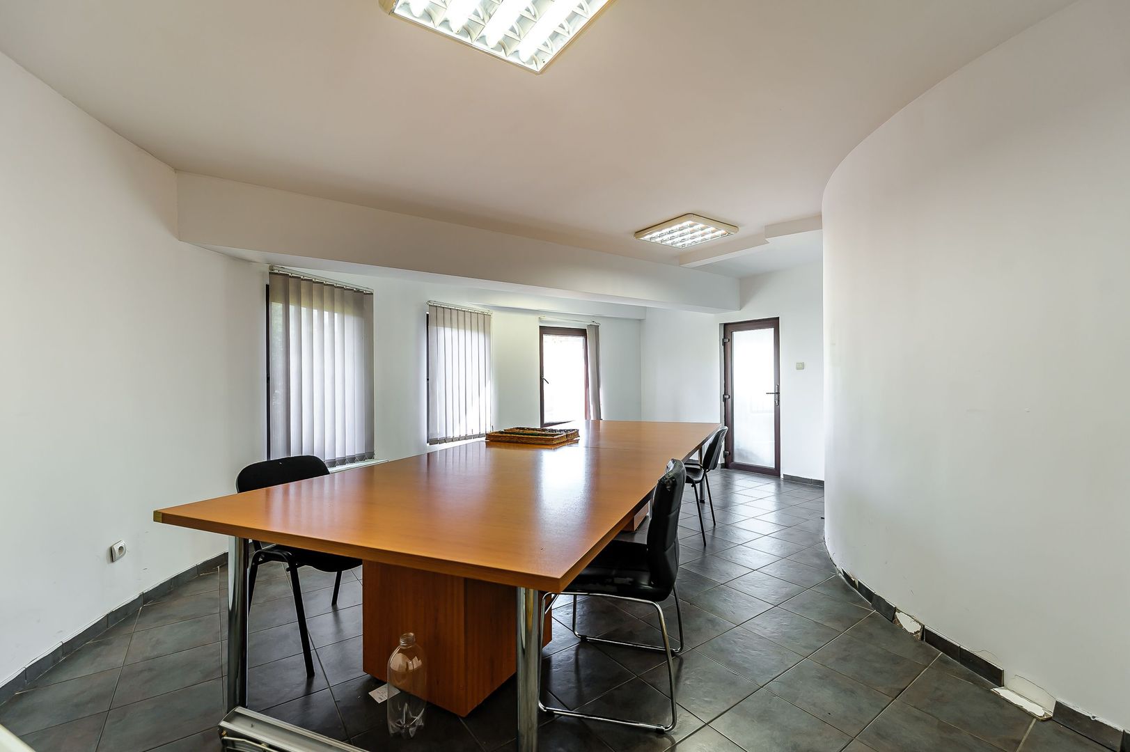 Spațiu pentru birouri în Pârneava - Poză 4