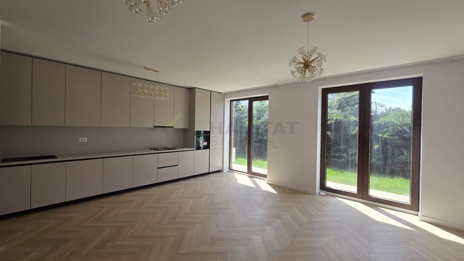 Vilă premium în stil brâncovenesc, cu grădină proprie - Poză 2