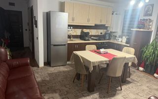 Apartament cu grădină și parcare în zona Parc Poligon. - Poză 1
