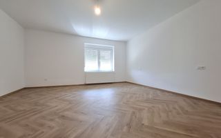 Casa renovata total- zona Calea Poplacii cu teren de 454 mp - Poză 6