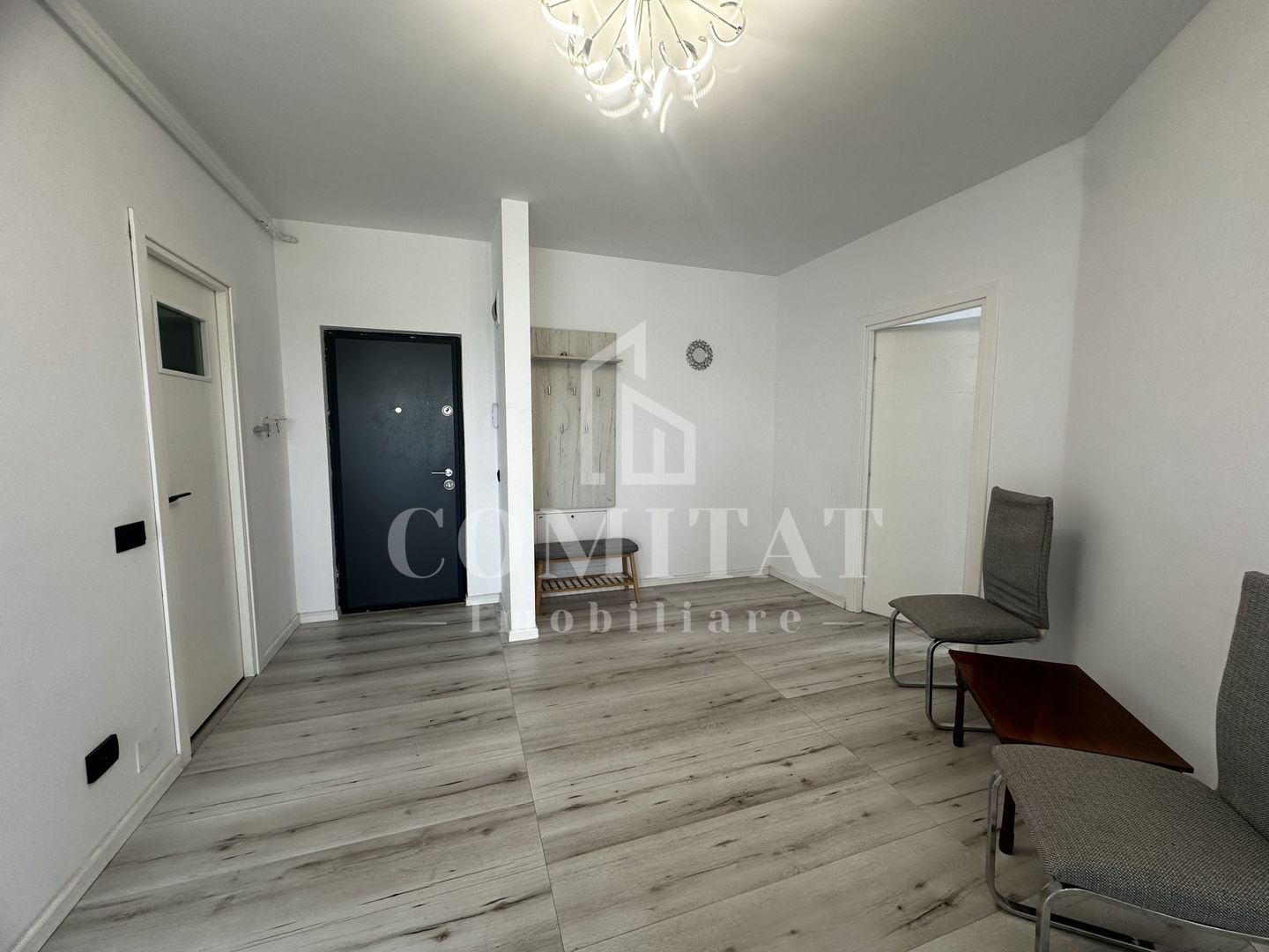 Apartament la etaj intermediar | 3 camere | Zona Bmw - Poză 2