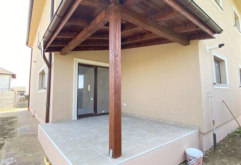 Vand duplex P+E 120mp 3 bai 4 dormitoare Mosnita Noua - Poză 6