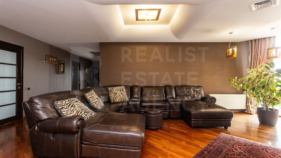 Chirie, apartament, 4 camere, strada Mihai Eminescu, Centru - Poză 4