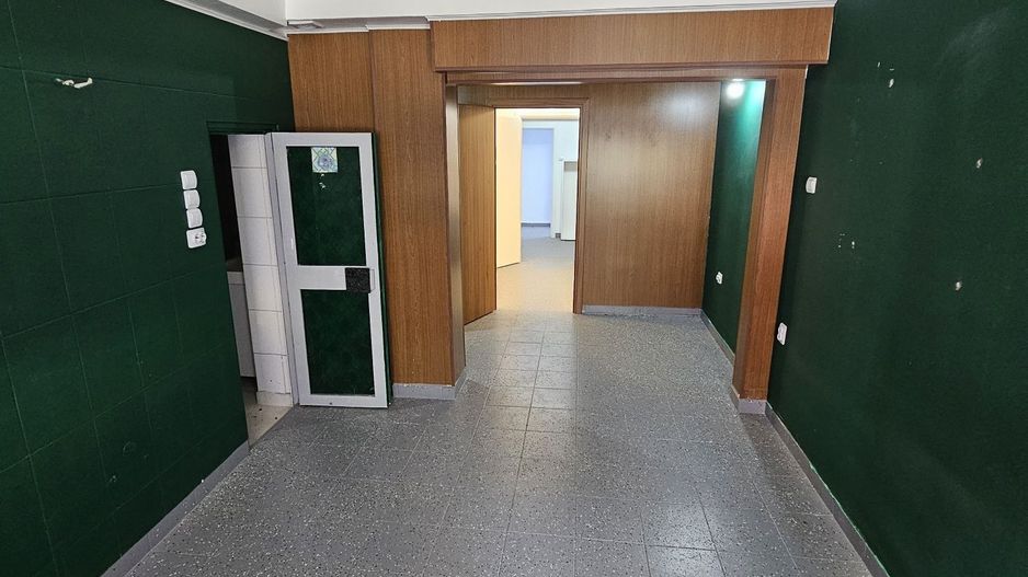 Spatiu Ultracentral Piata Calea Victoriei Moxa Romana - Poză 2