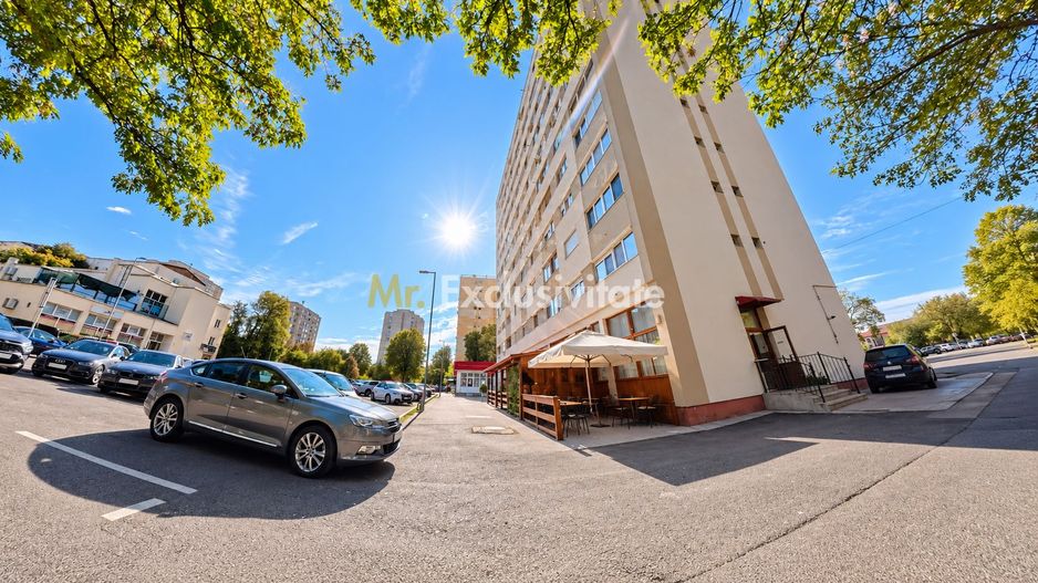 De Vanzare Spațiu  Comercial - Poză 2