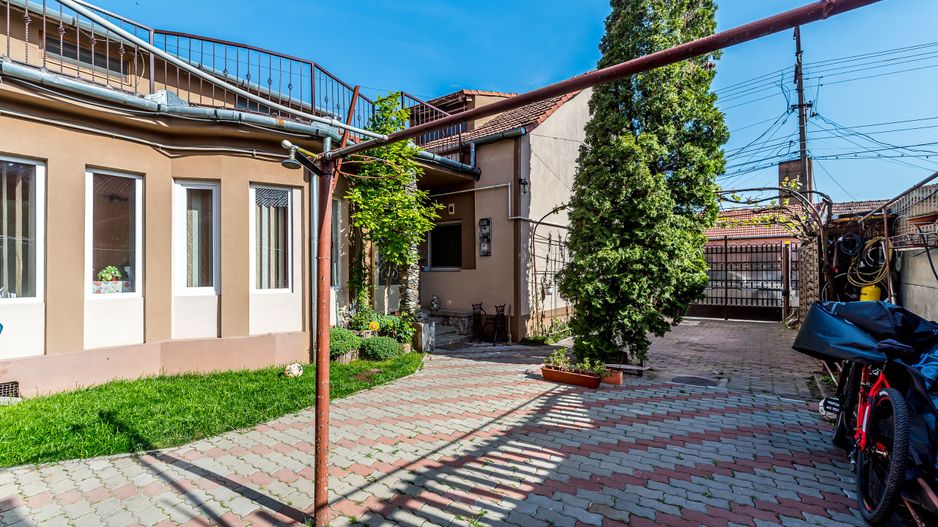 Casa solida din caramida - 8 camere - zona Sega, UTA - COMISION 0 - Poză 7