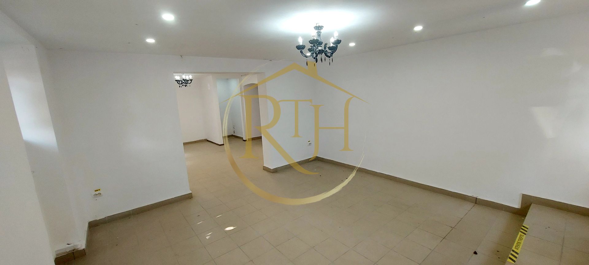 Închiriez spațiu comercial 4 camere–Zona Centrală – 77 mp utili. - Poză 3