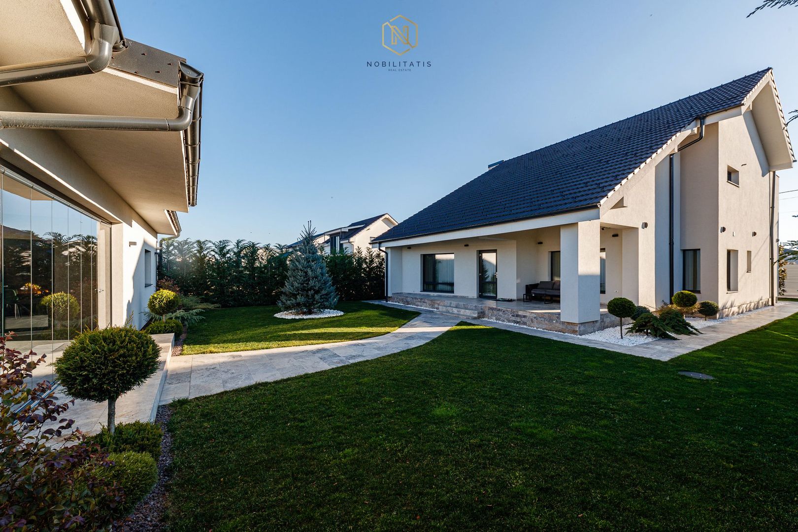 O Capodoperă Arhitecturală, Oferind Eleganță și Confort - Dumbravita - Poză 40