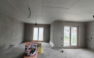 Casa la cheie in CRISTIAN pe Parter, zona de vile,250.000 euro - Poză 2