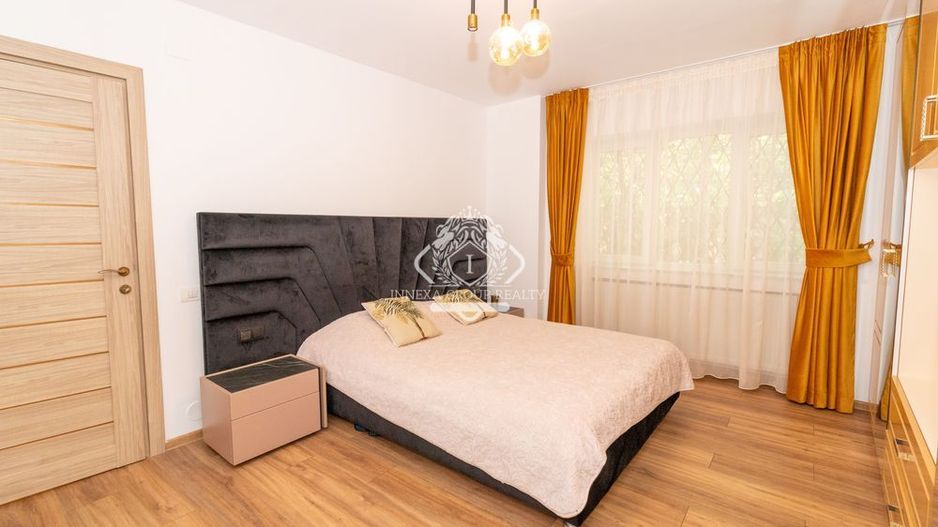 Apartament 3 camere modern | Metrou universitate | Centrala proprie | 91mp - Poză 3