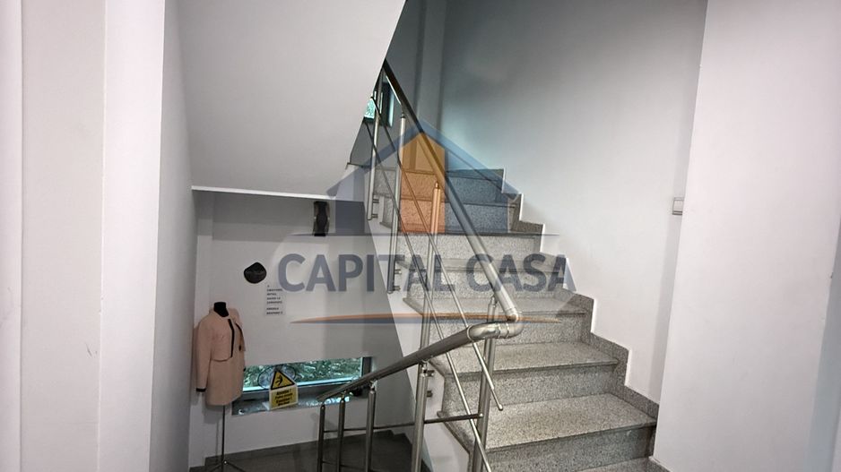 Spațiu Comercial de 300mp lângă Afi mall Ploiești - Poză 7