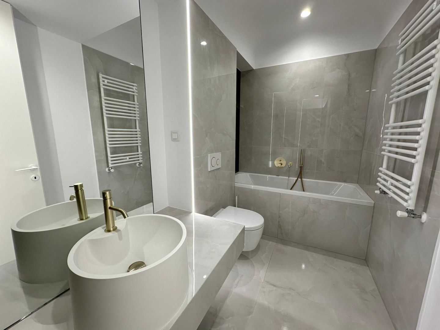 APARTAMENT 2 CAMEREI CORTINA NORTH I PIPERA - Poză 7