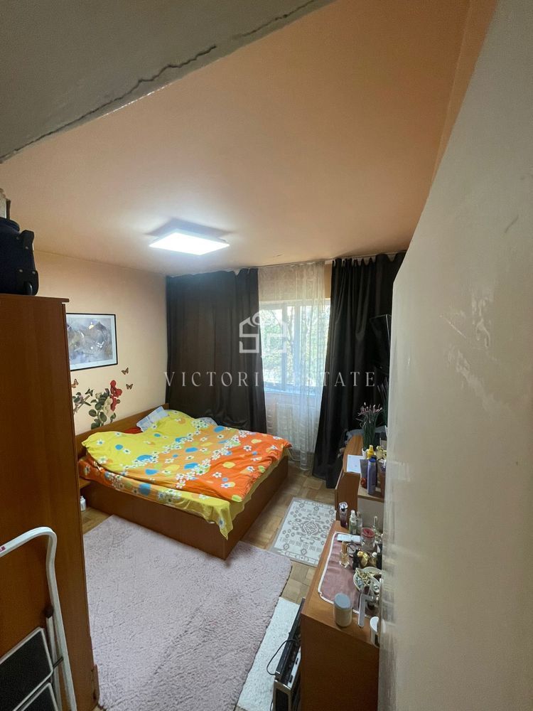 Vanzare Apartamnet 2 camere - Poză 3