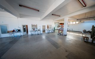 Clădire comercială cu potențial major de dezvoltare - Săveni, Botoșani - Poză 17