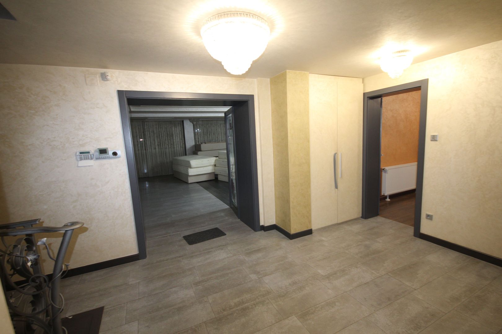 Lux la 5 minute de Iulius Twon - Poză 31